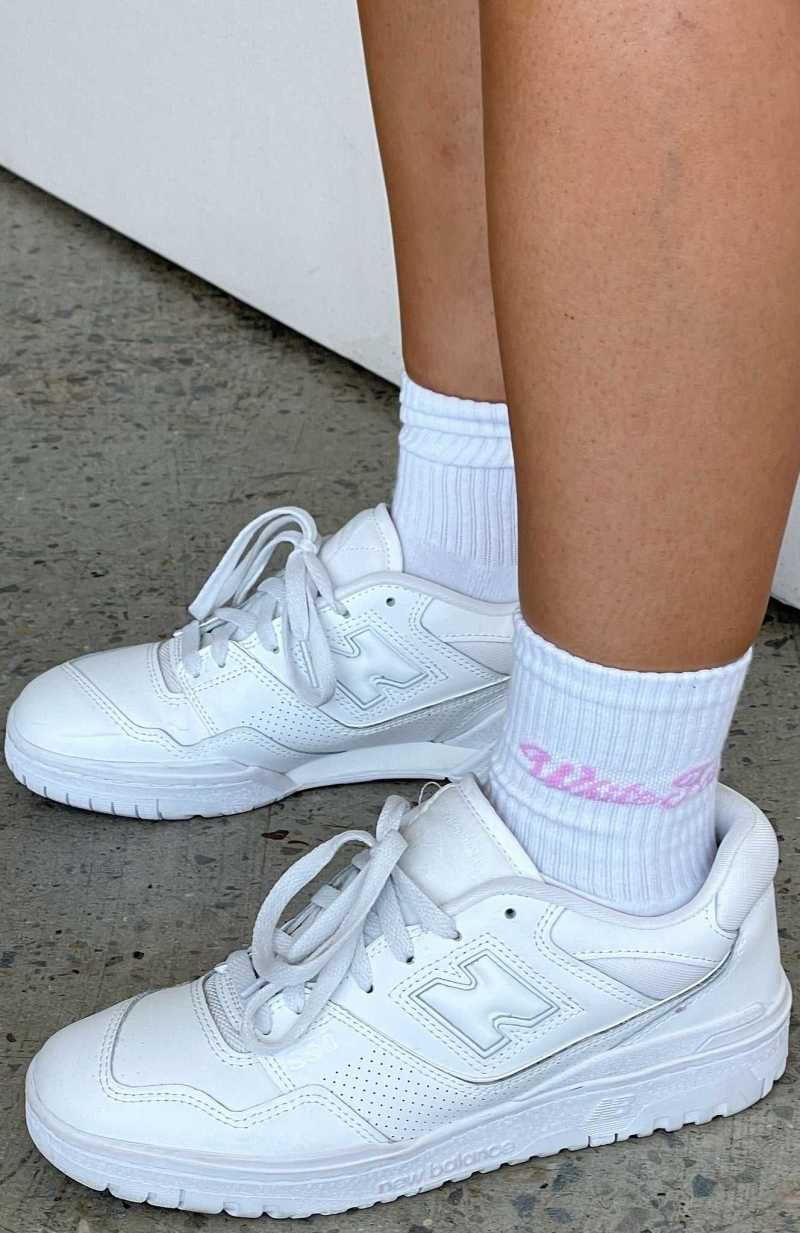 White Fox Season 7 Socks White/Pink | KPDJNM-304