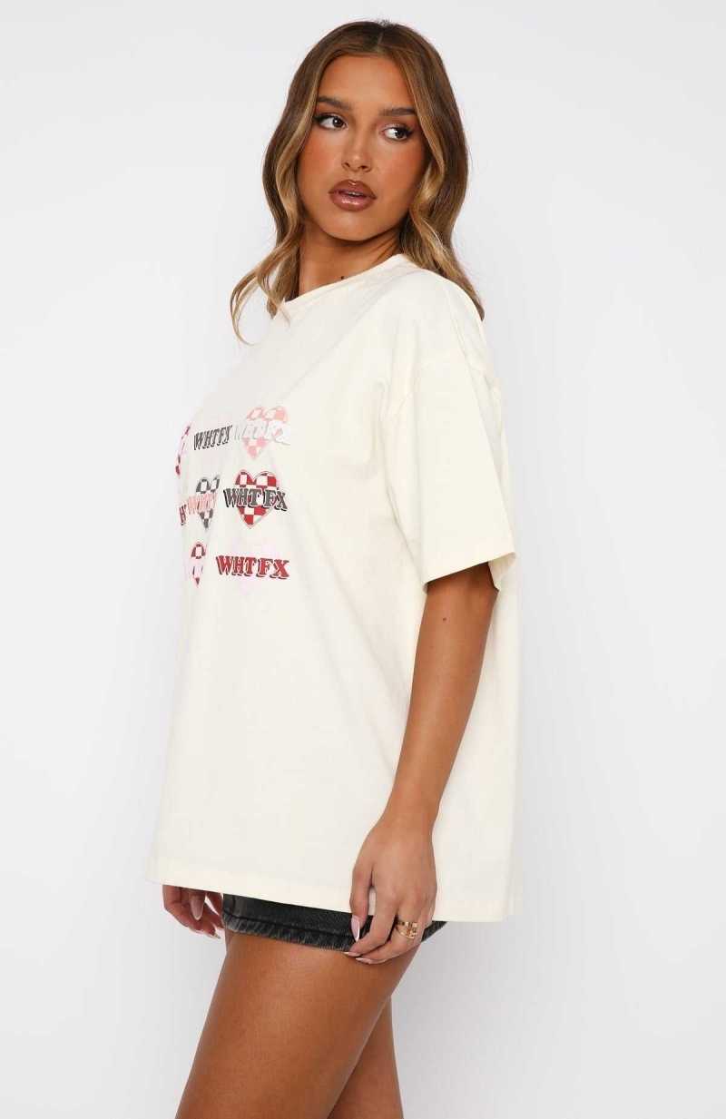 White Fox She's Too Nice Oversized Tee Off White | LCHBVT-698