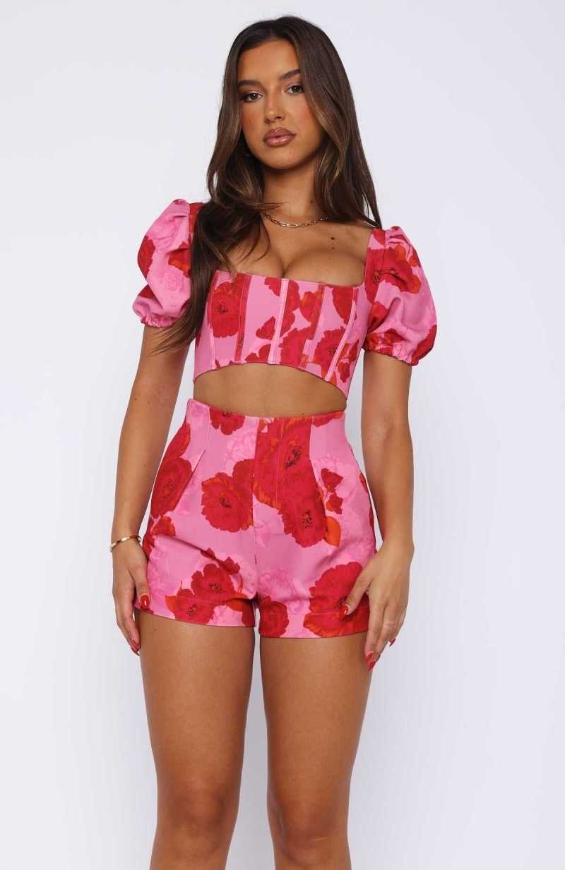 White Fox Sunshine On My Mind Shorts Raspberry Rouge | GMDCKY-521