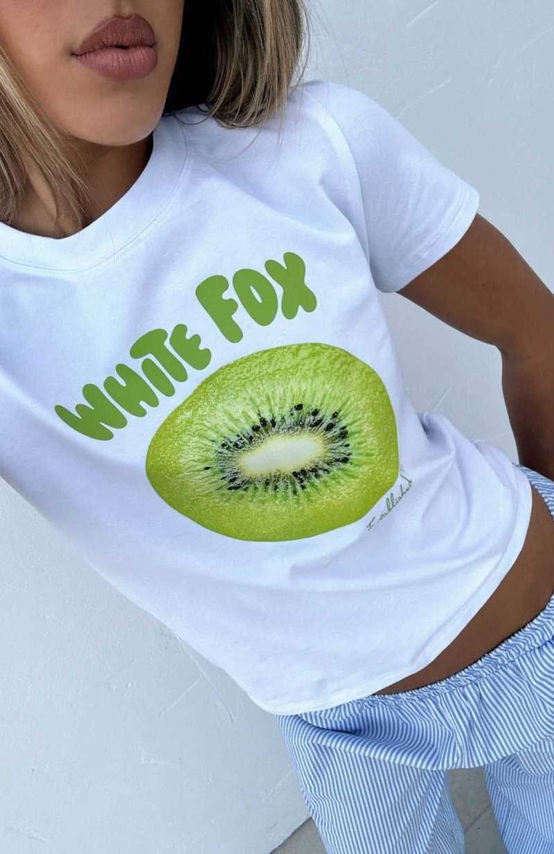 White Fox Take A Bite Relaxed Baby Tee White | WAGMLR-971