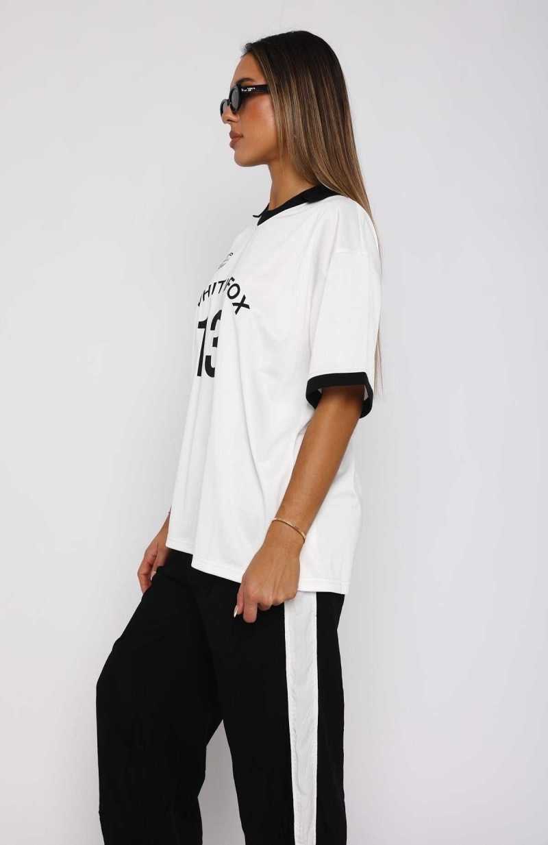 White Fox Take The Chance Oversized Jersey White | DRKOHN-049