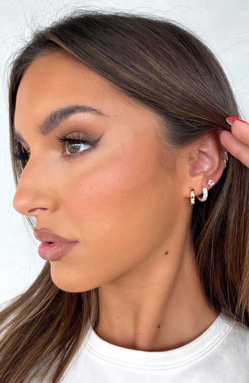 White Fox Thank You, Next Earring Set Gold | DMAIEF-582