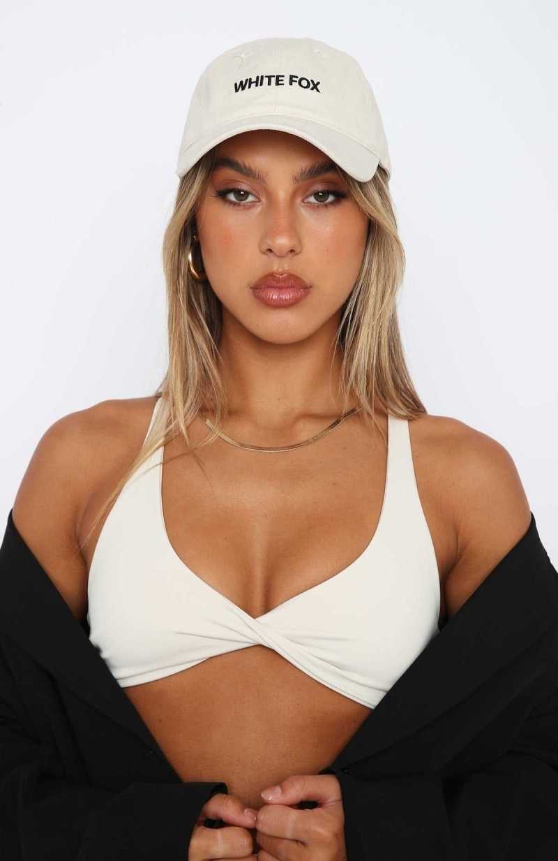White Fox Time To Travel Cap Bone | GZUYSF-427