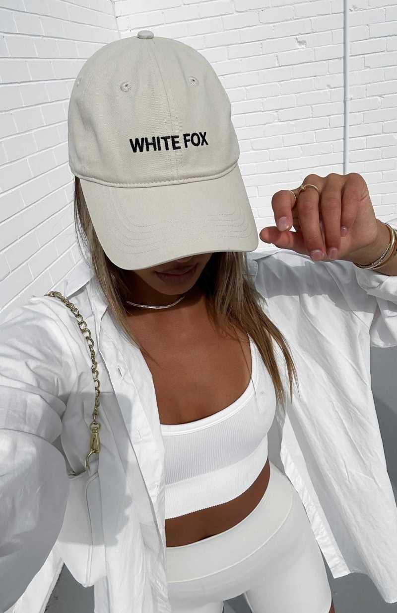 White Fox Time To Travel Cap Bone | GZUYSF-427