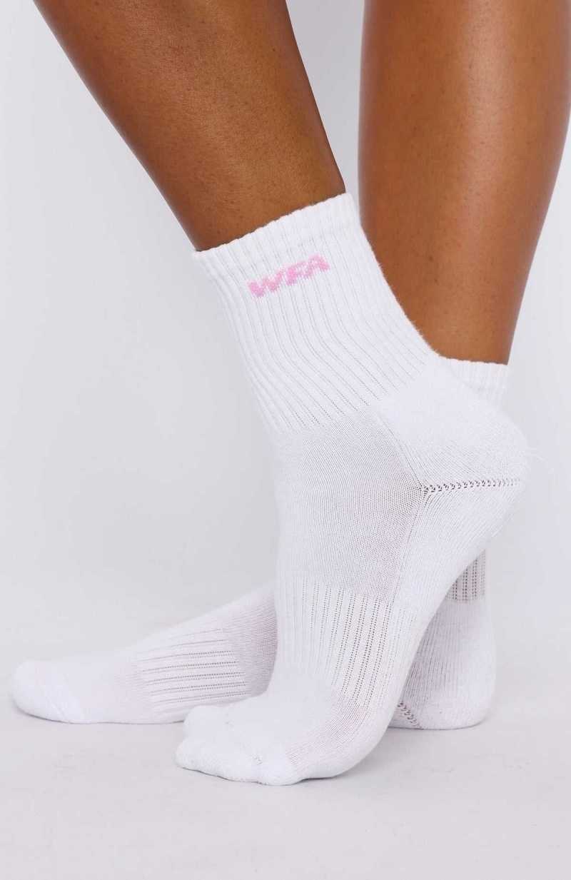 White Fox WFA Socks White/Pink | GXVYRT-351