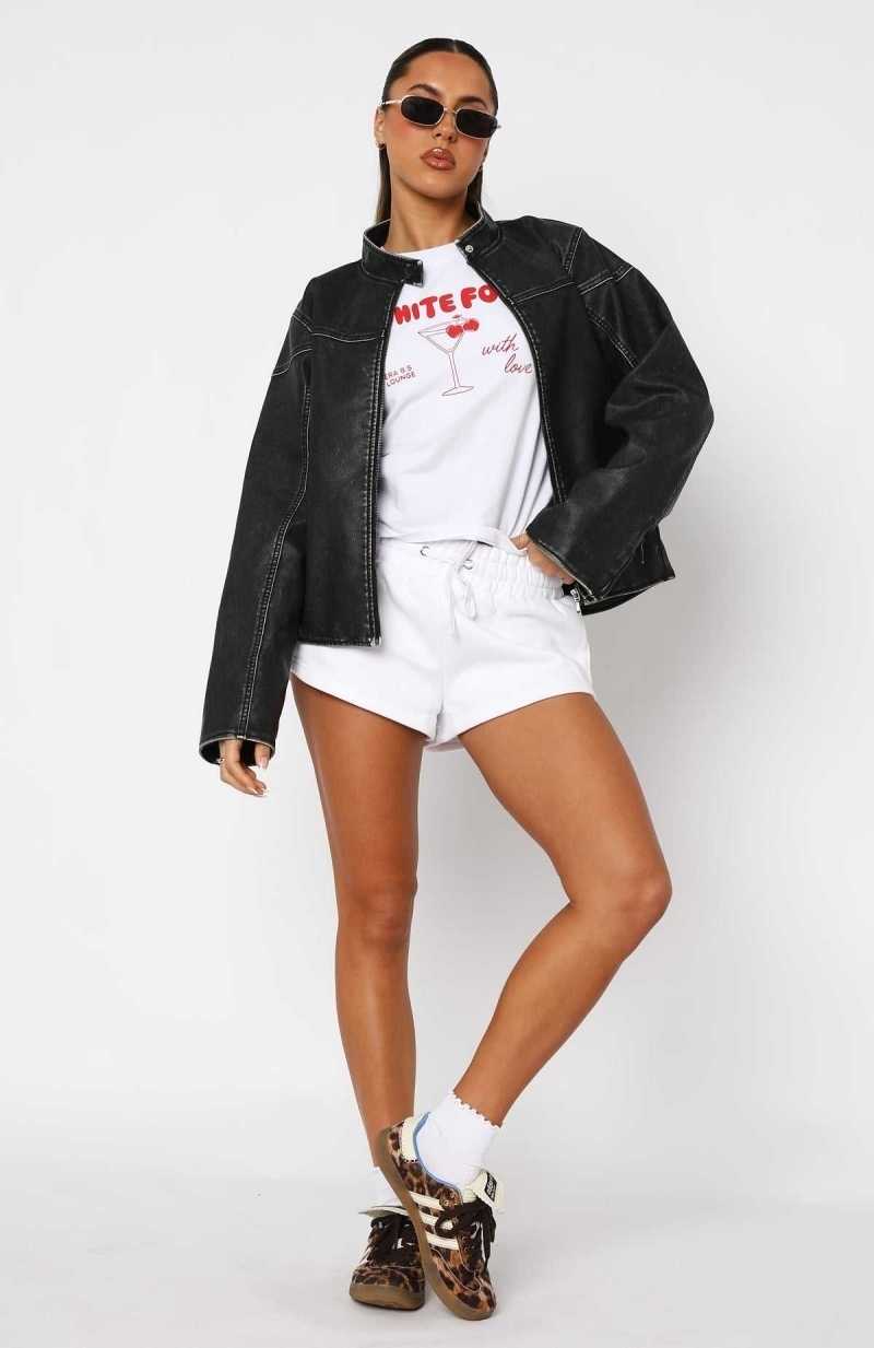 White Fox You Left Me Shorts White | YLRJIS-832