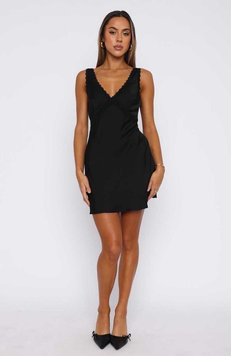 White Fox You're So Charming Mini Dress Black | PSFTJM-453